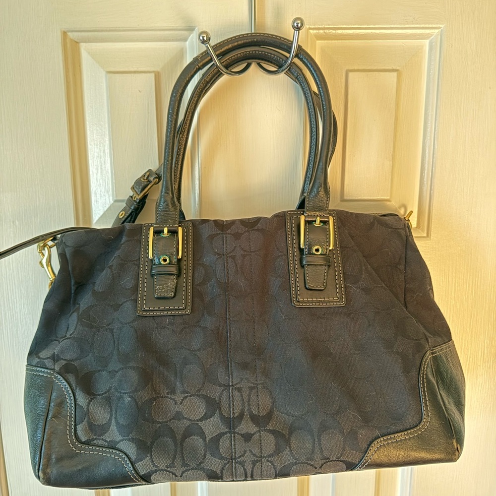 Coach Black and Gold Vintage Handbag with shoulder strap